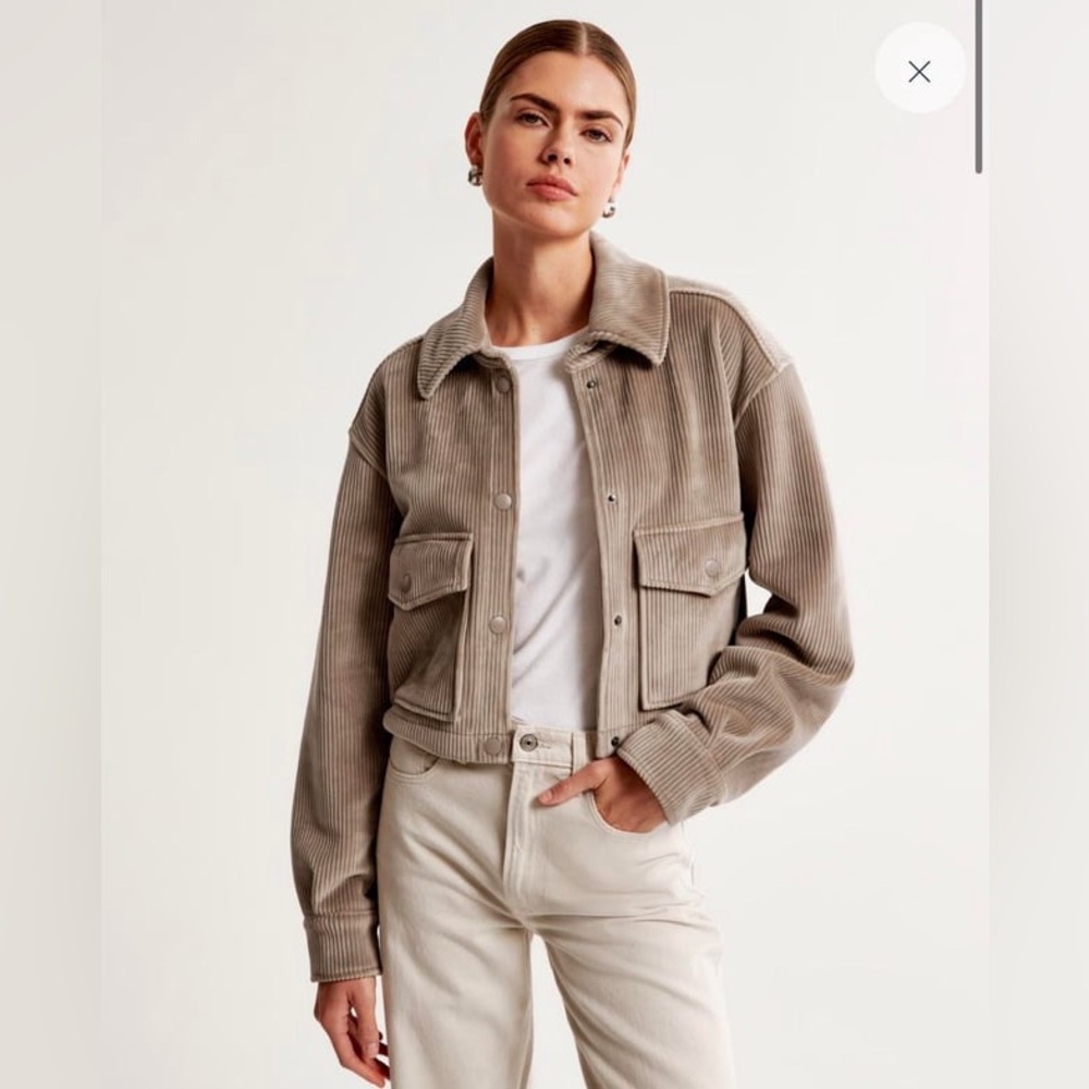 Abercrombie & Fitch Cropped Corduroy Velour Shirt Jacket Medium New With Tags